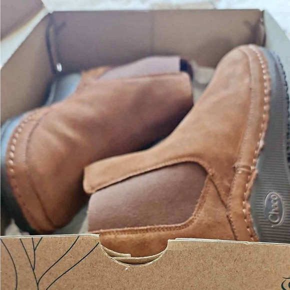 Chaco Chelsea Boots - Picture 5 of 7